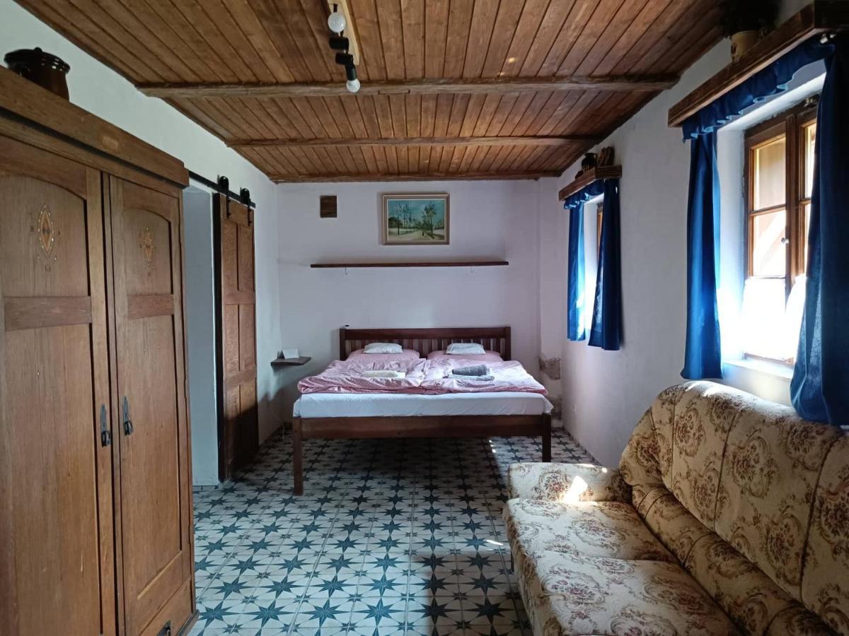 Ubytovani Pod Jilmem Zumberk Luaran gambar